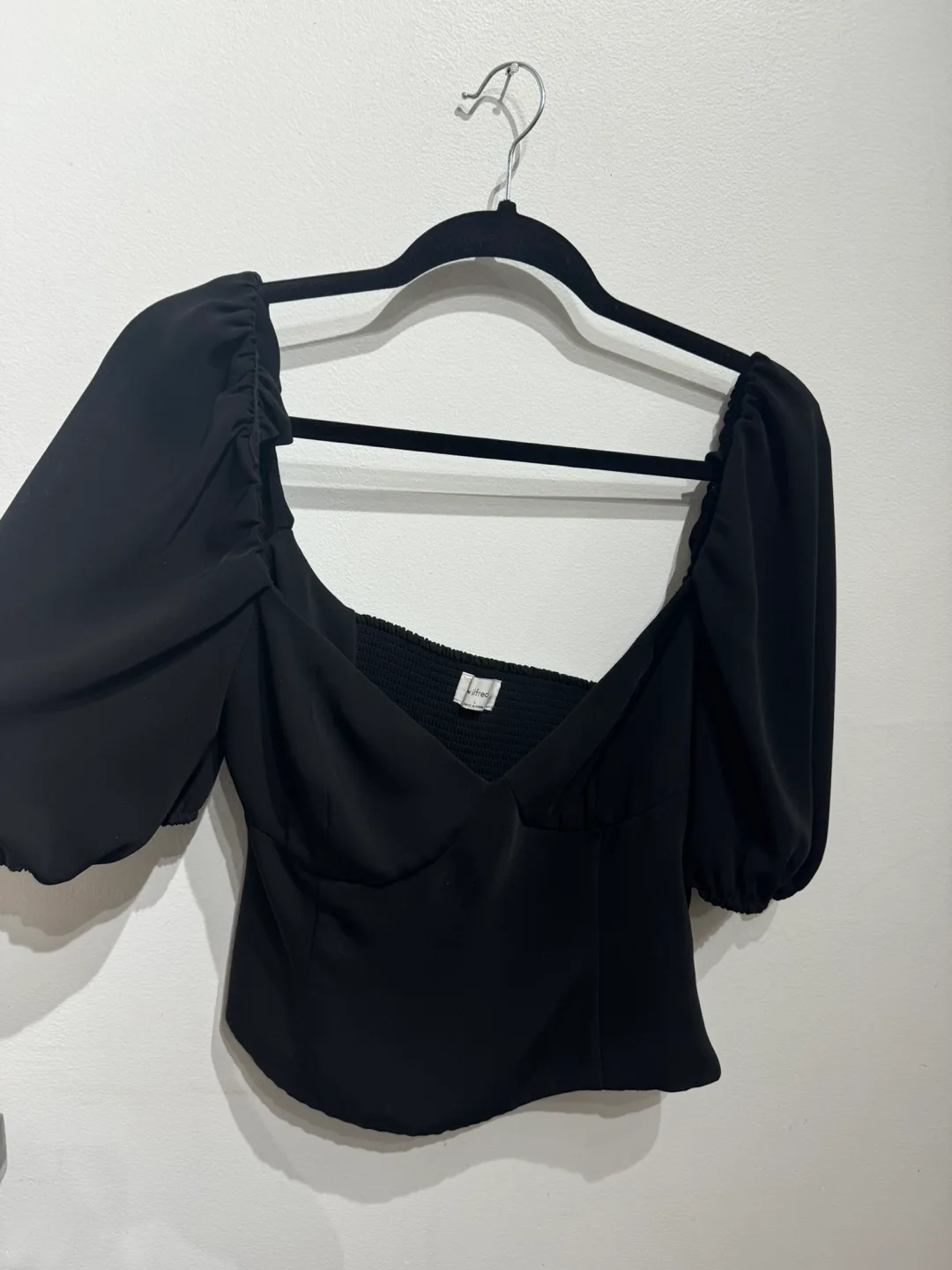 Aritzia Novella Blouse - Black Puff Sleeve Top - L image indicator(4)