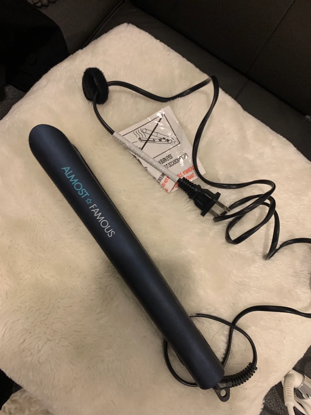 Almost Famous Hair Straightener thumbnail