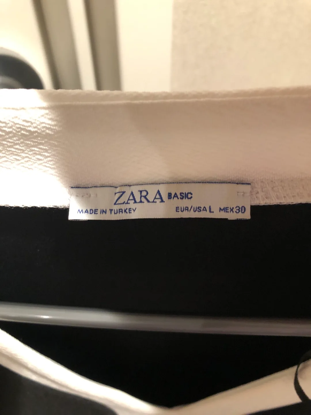 Zara Black and White Dress Size L ( free shipping conditionally) image indicator(3)