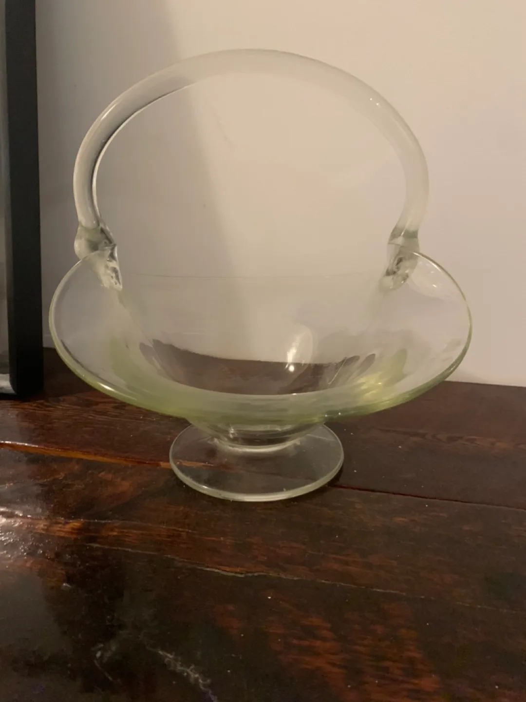 Sturdy glass basket for fruit, flowers or decor image indicator(2)