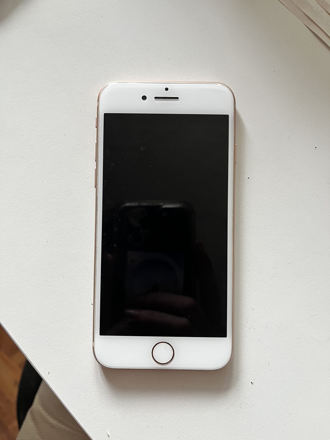 iPhone 8 Rose Gold - photo 2