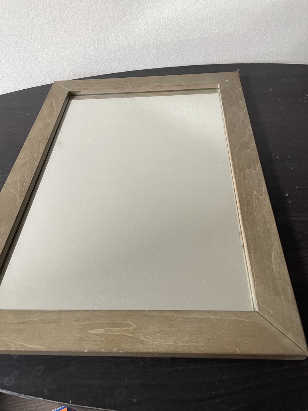 Vanity mirror