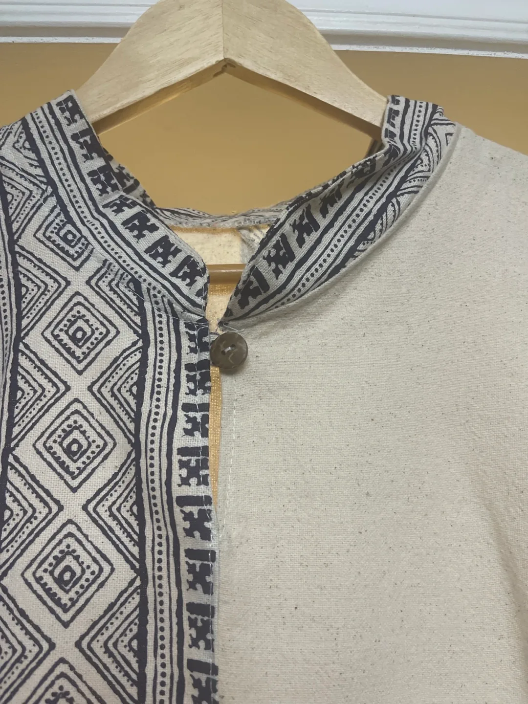 White & Blue Geometric Print Sleeveless Top image indicator(3)