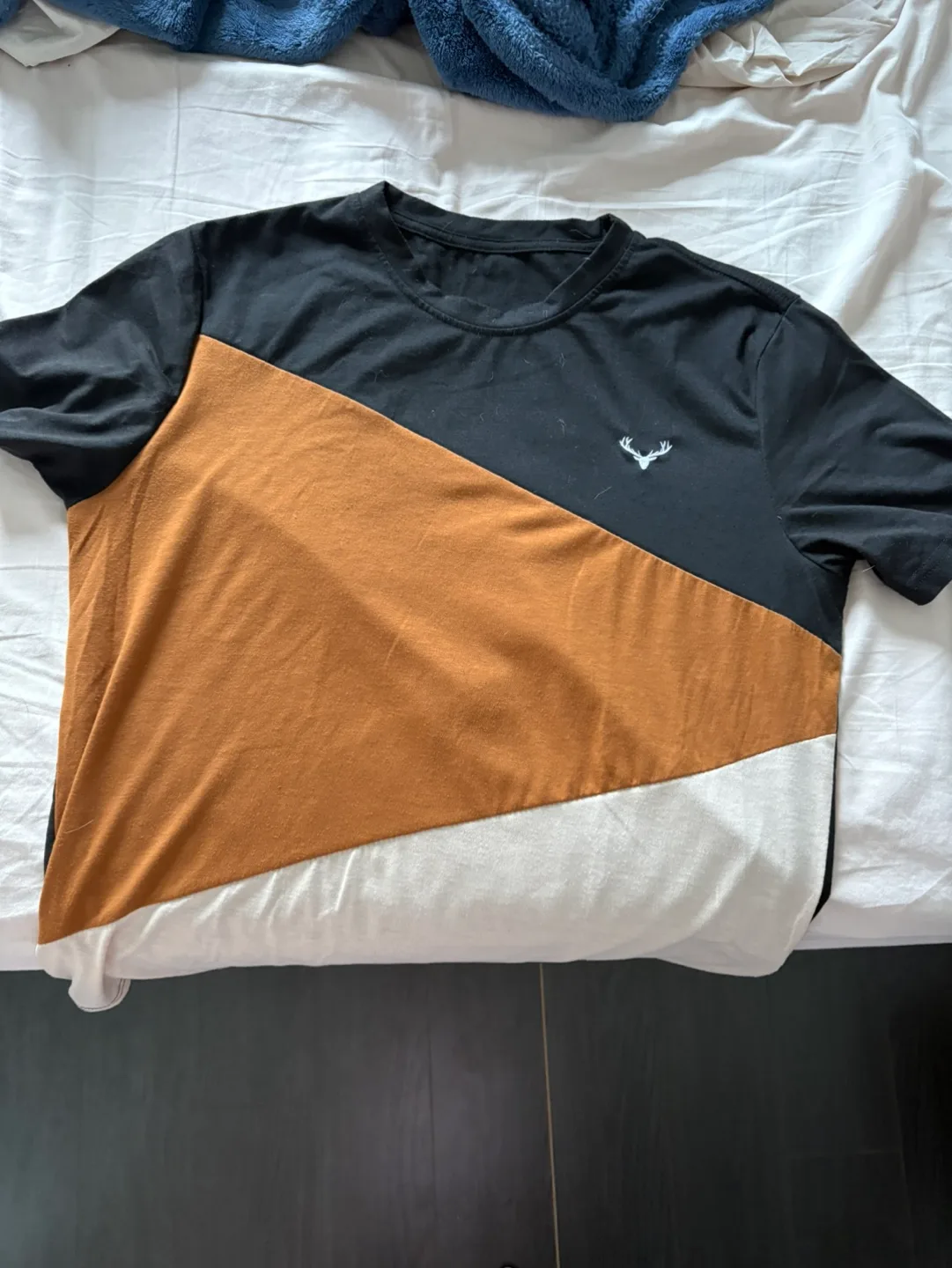 Colour block t-shirt thumbnail