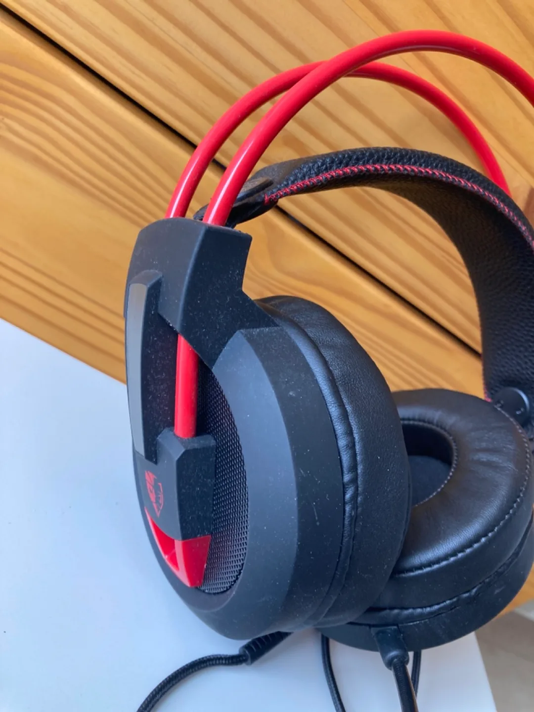 Gaming Headset with Mic image indicator(2)