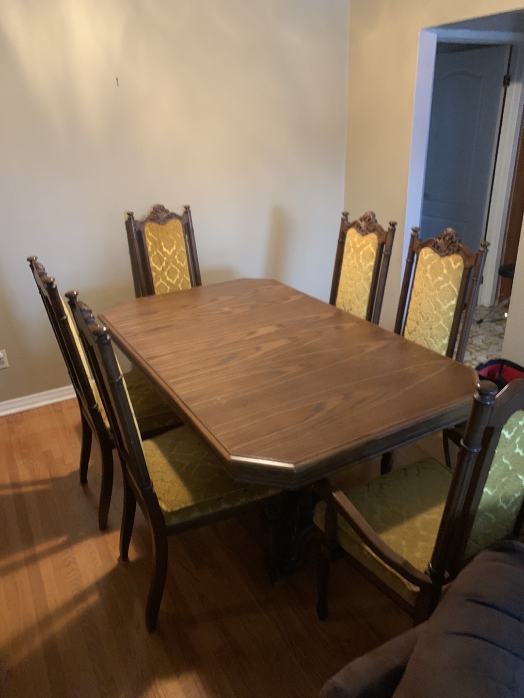 Solid Wood Dining Set #freecycle