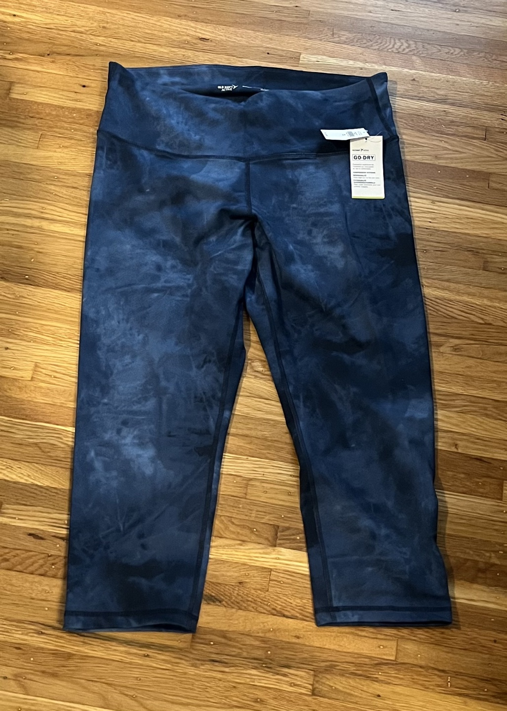 Old Navy Go-Dry High-Waisted Leggings