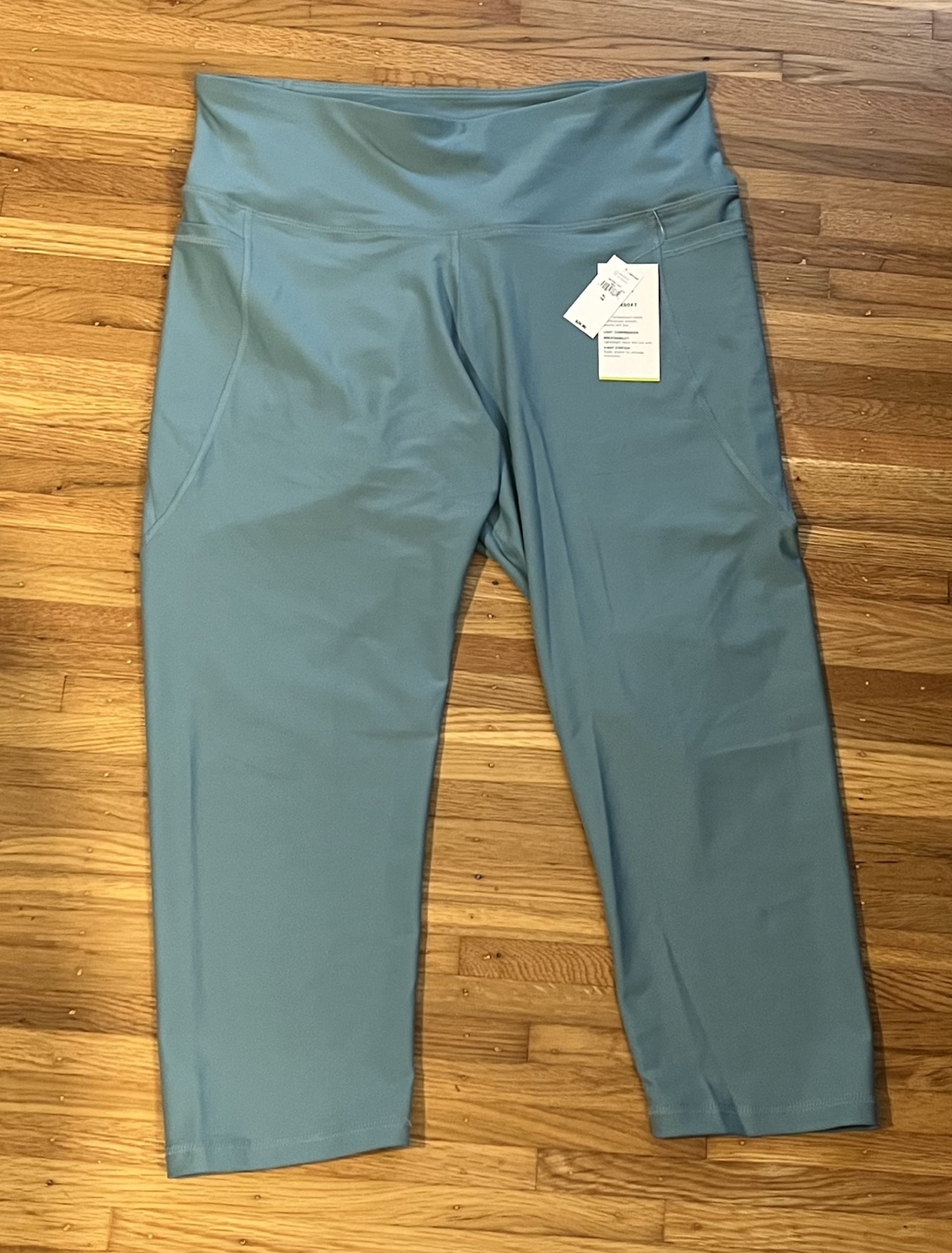 Old Navy workout leggings.