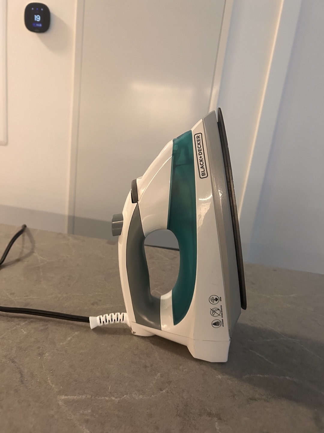 Black + Decker Iron
