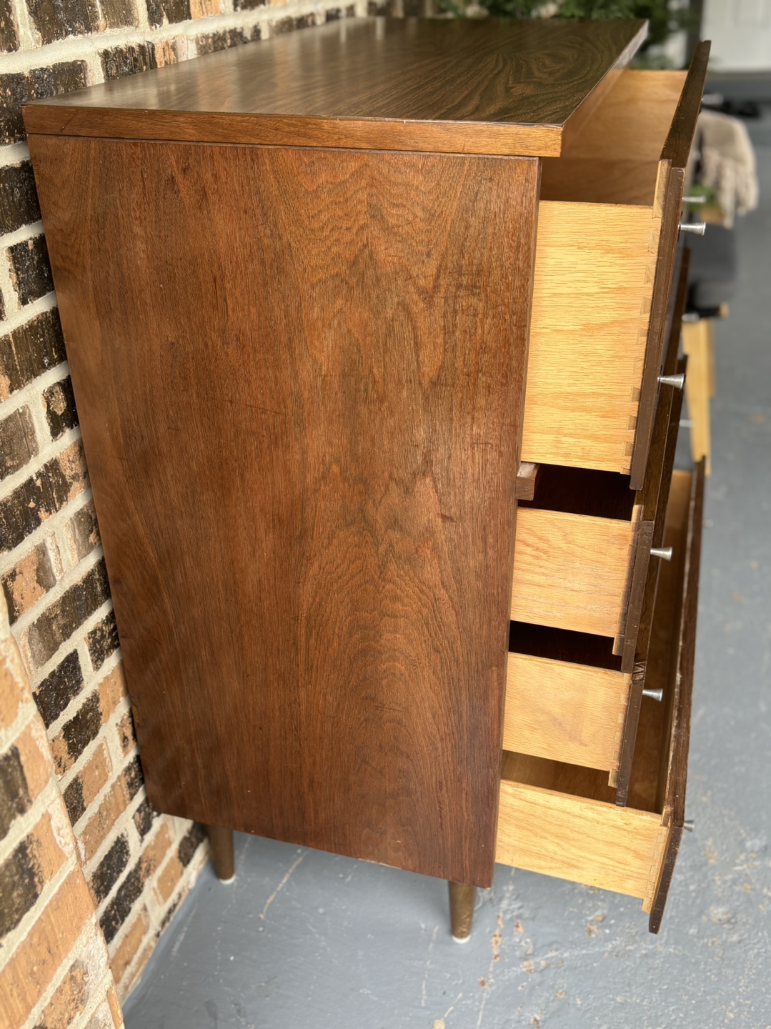 Mid Century Modern Dresser - photo 5