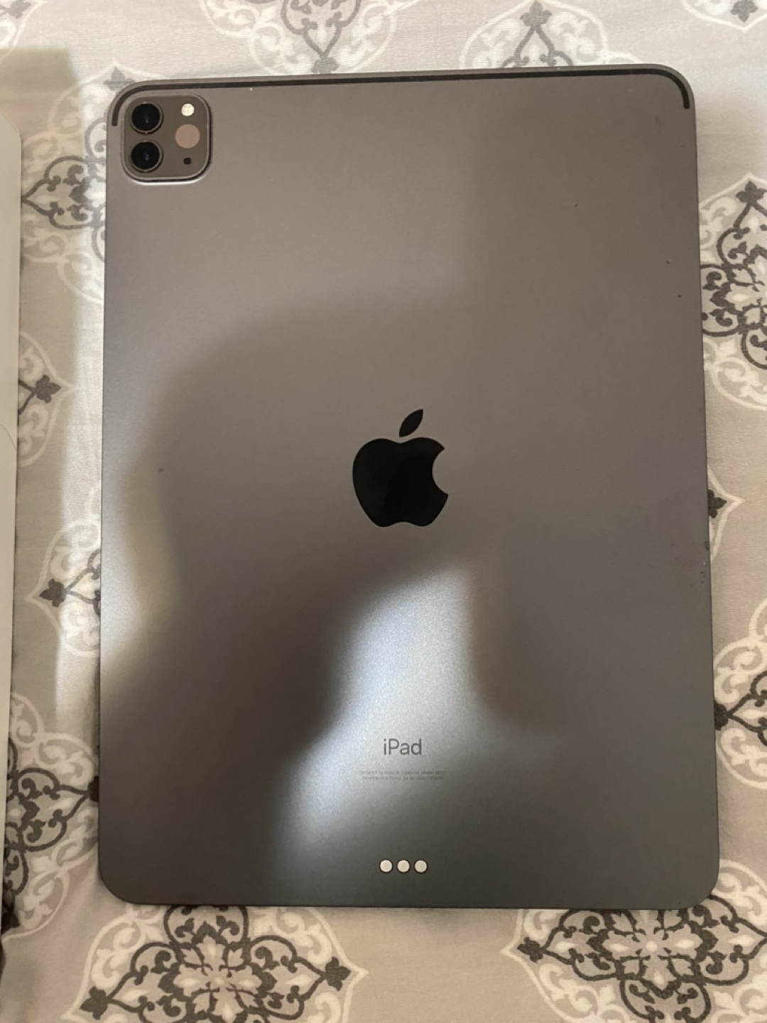 iPad Pro 11 inch (3rd Generation) - photo 2