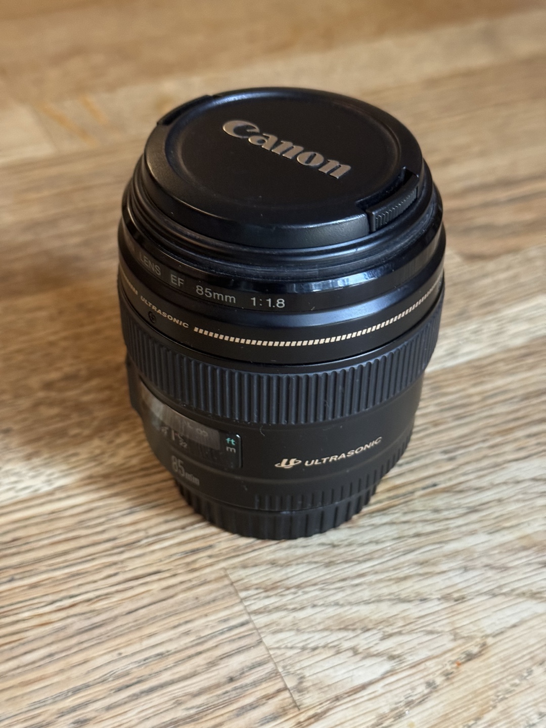 Canon EF 85mm f/1.8 USM Lens - photo 2