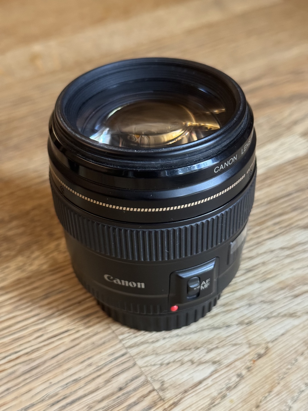 Canon EF 85mm f/1.8 USM Lens - photo 3