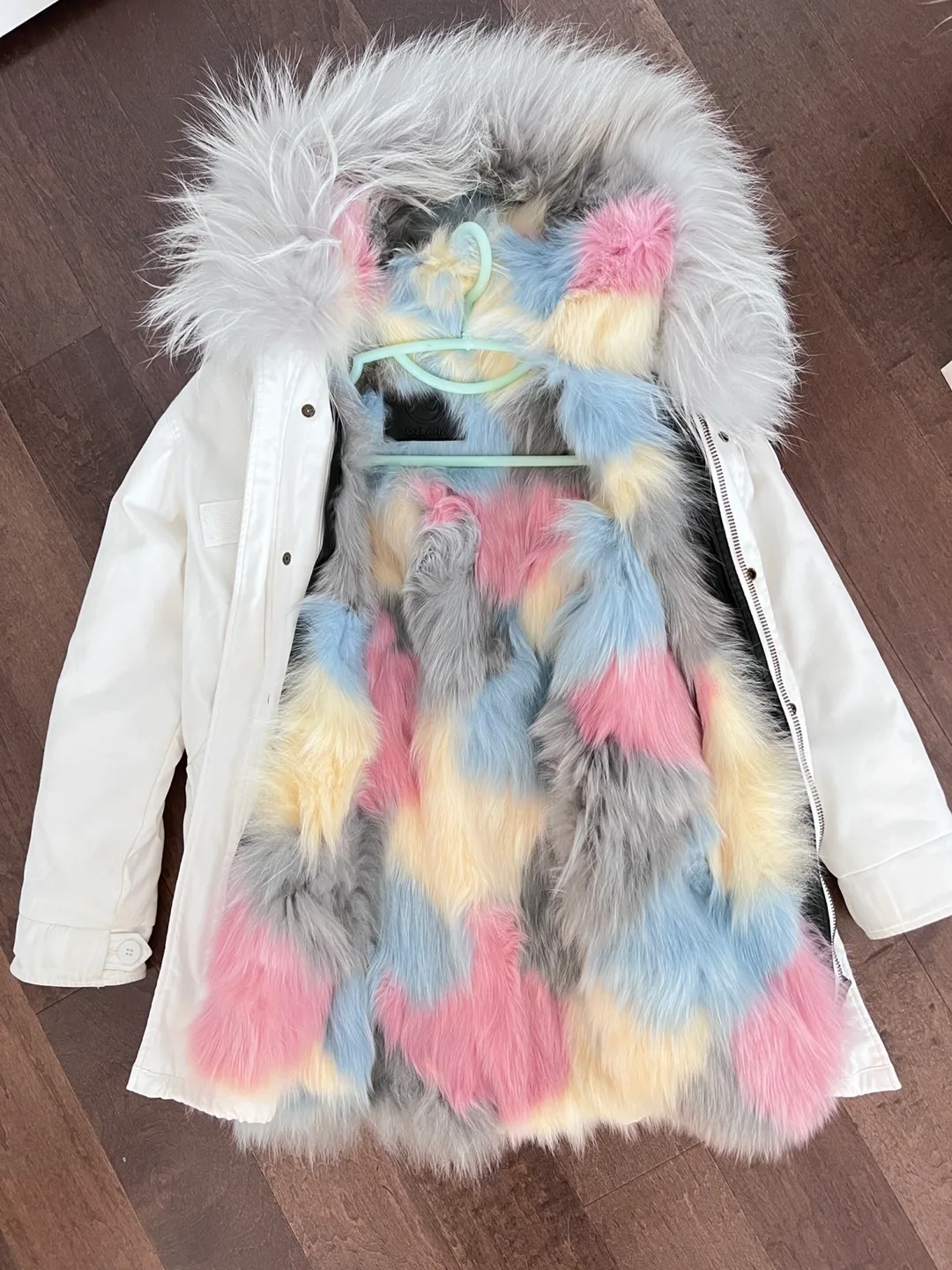 Ozlana White Fur Lined Winter Jacket image indicator(3)