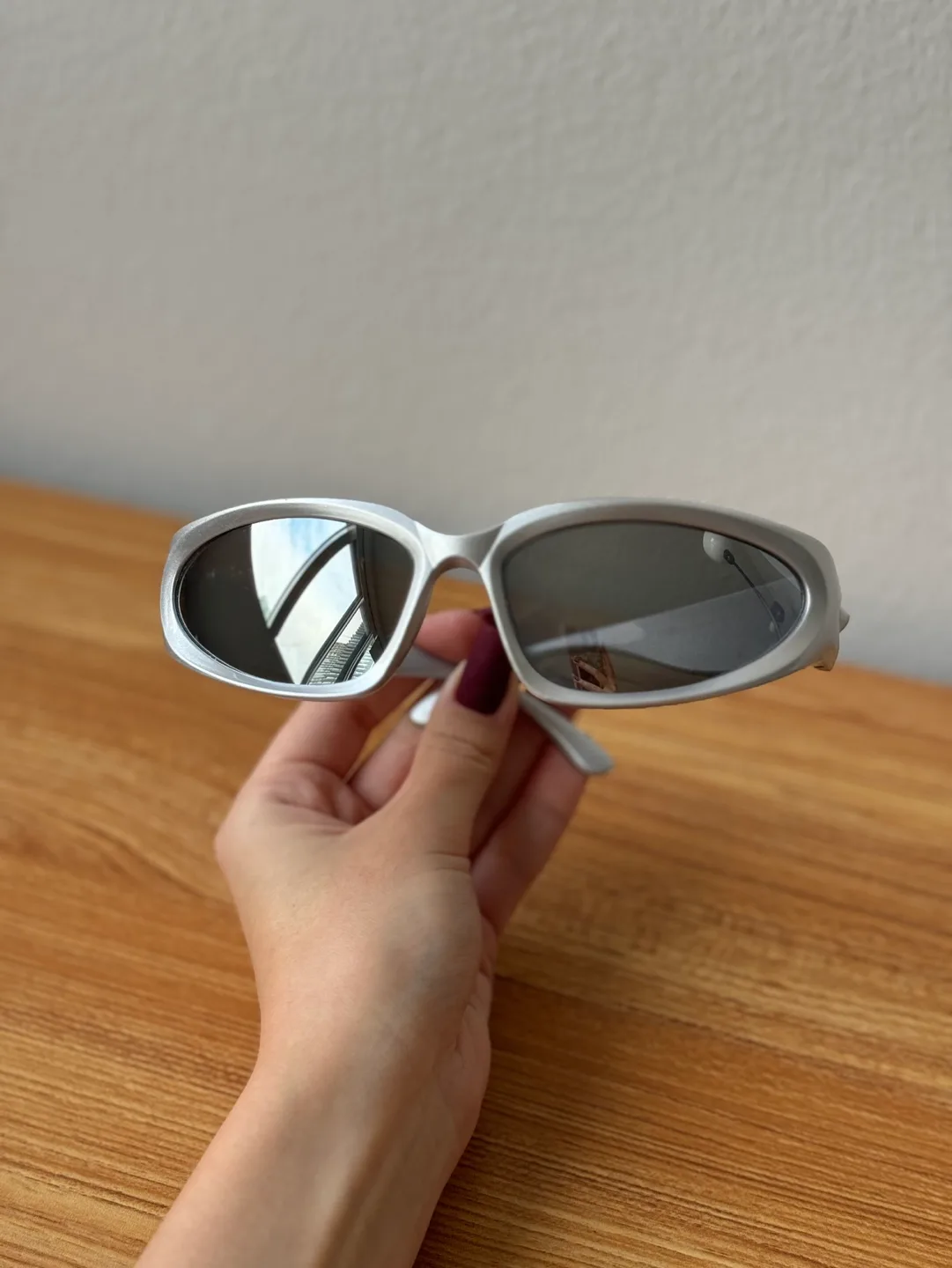 Silver Sunglasses image indicator(3)