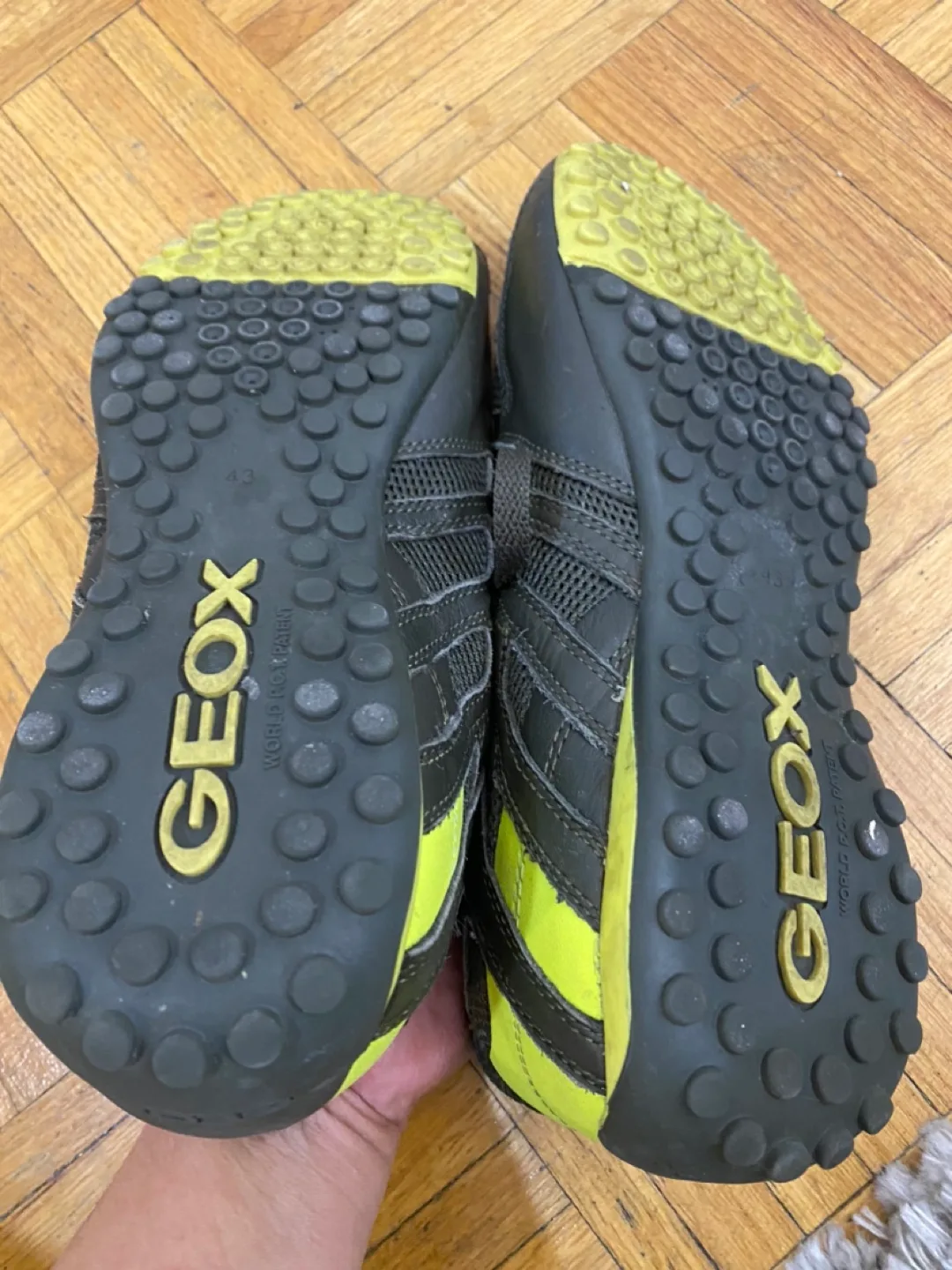 Geox Men's Size 10 Running Shoes image indicator(4)