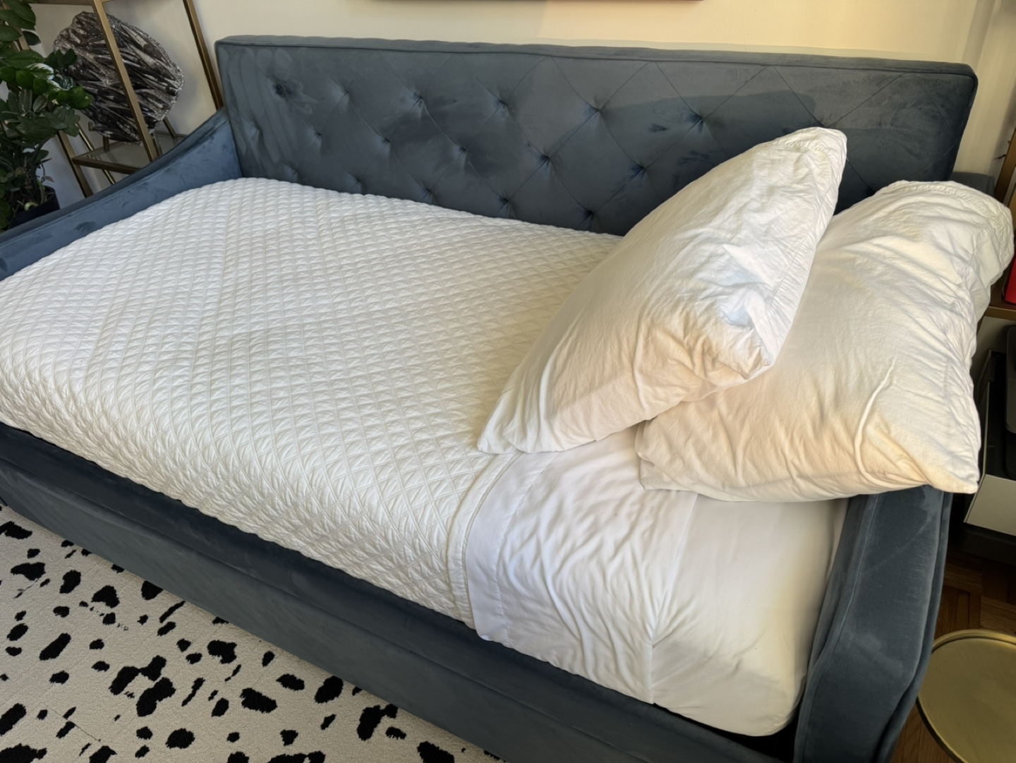 Velvet Tufted Daybed with Trundle - photo 5