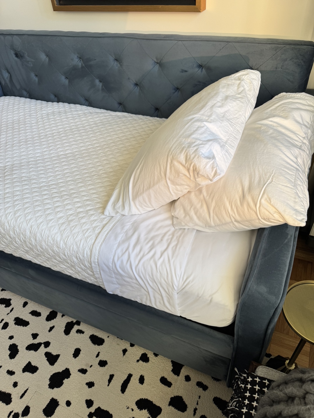Velvet Tufted Daybed with Trundle - photo 4