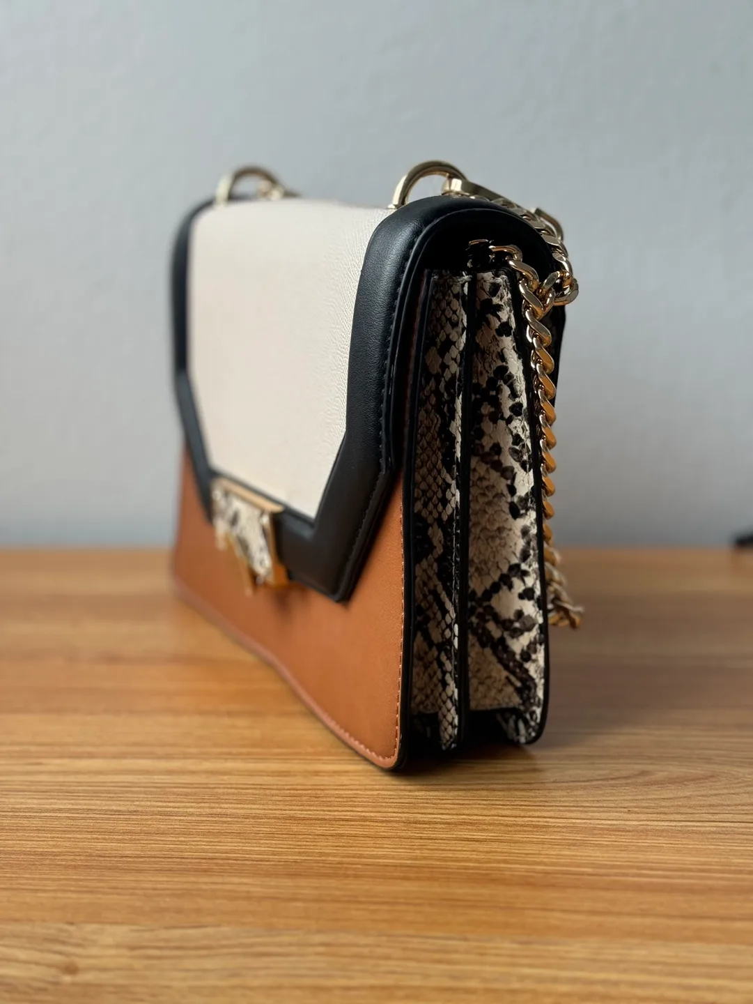 Call It Spring Chain Bag image indicator(3)