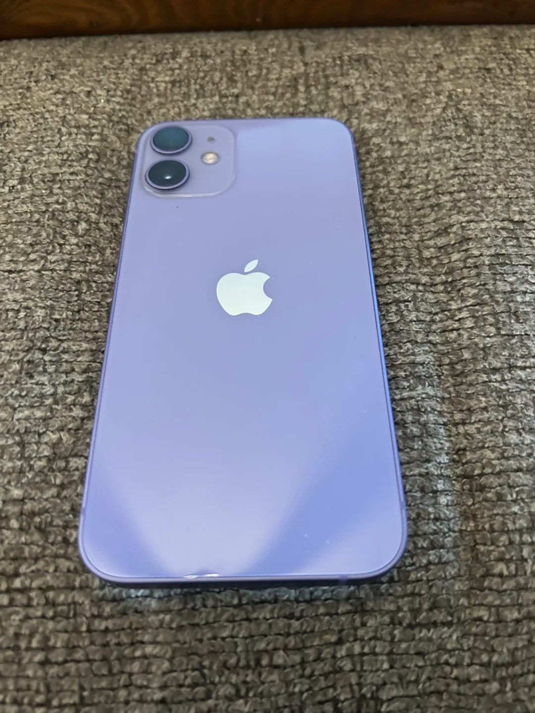 iPhone 12 Purple 64 gb image indicator(2)