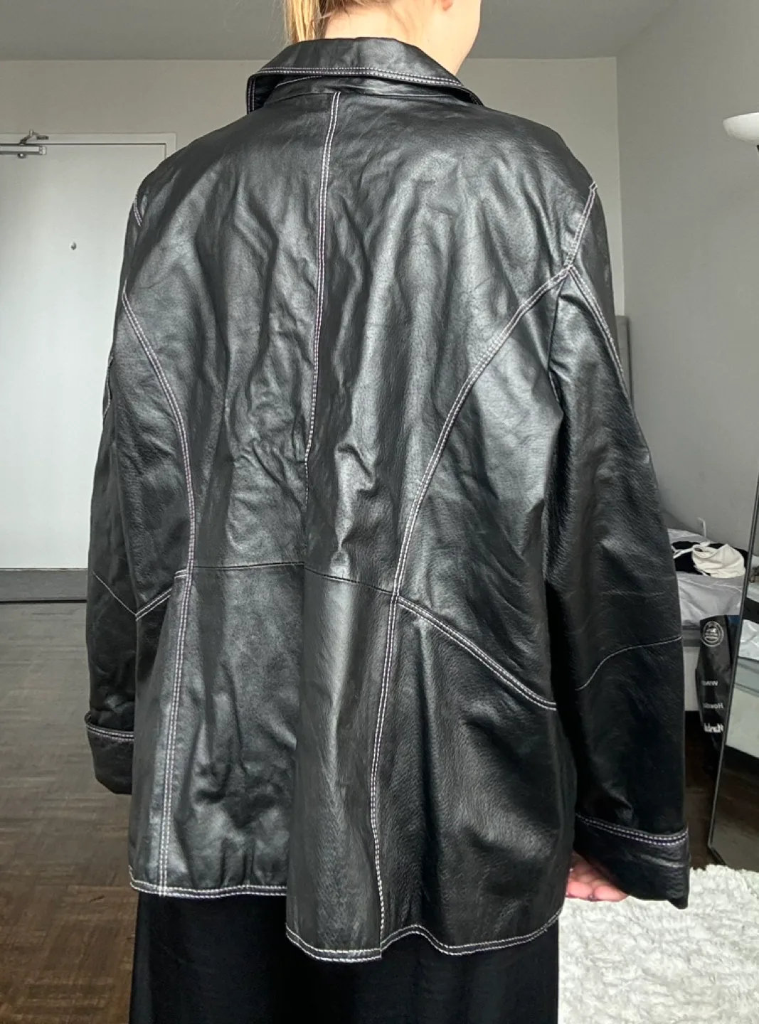 Black Leather Jacket image indicator(3)