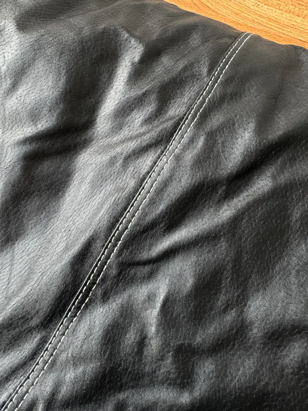 Black Leather Jacket image indicator(5)