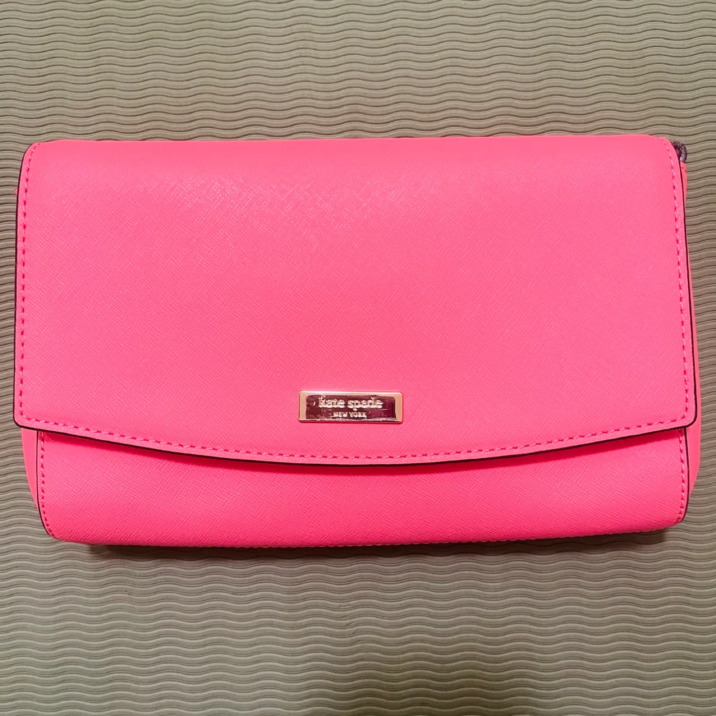 Kate Spade Bag image indicator(2)