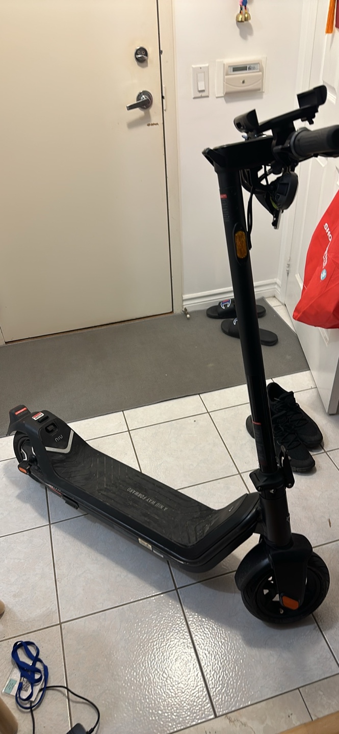 NIU kqi3 pro Electric Scooter