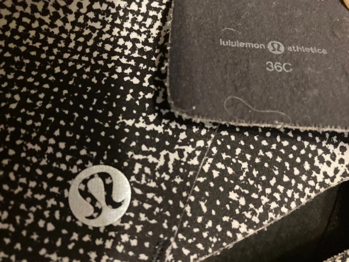 Lululemon Size 36C Black and White Bra image indicator(3)