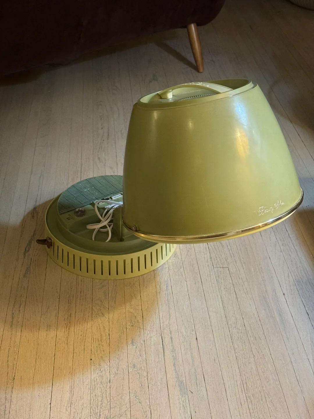 Vintage Lady Schick consolette beauty salon hair dryer image indicator(8)