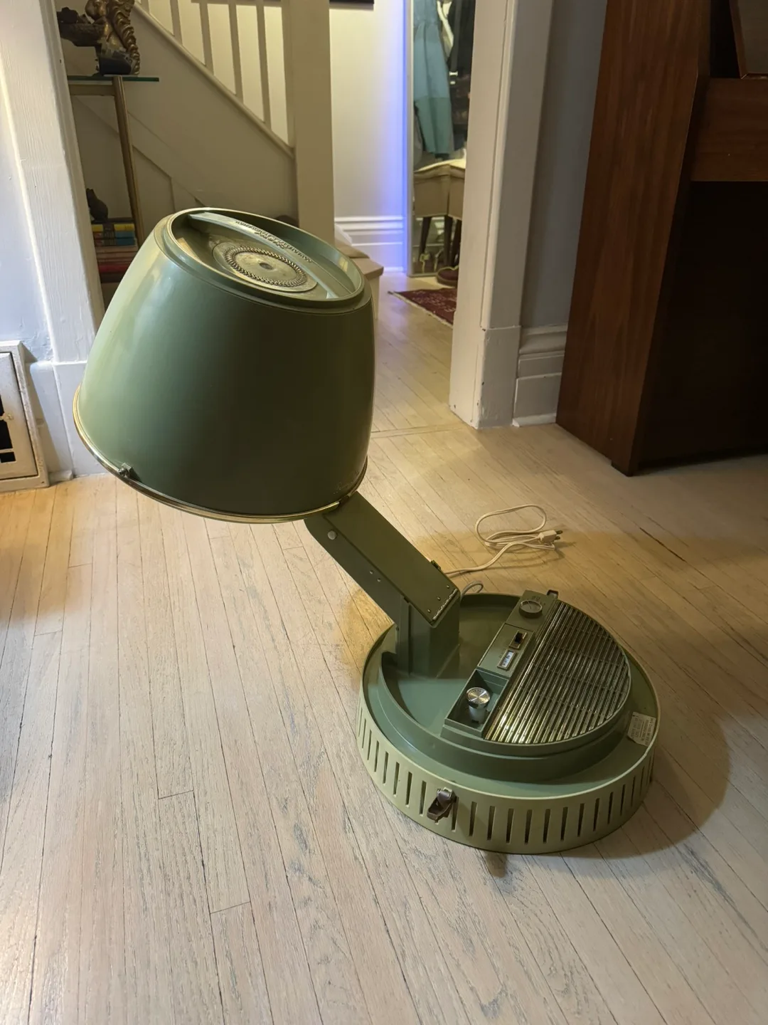 Vintage Lady Schick consolette beauty salon hair dryer image indicator(7)