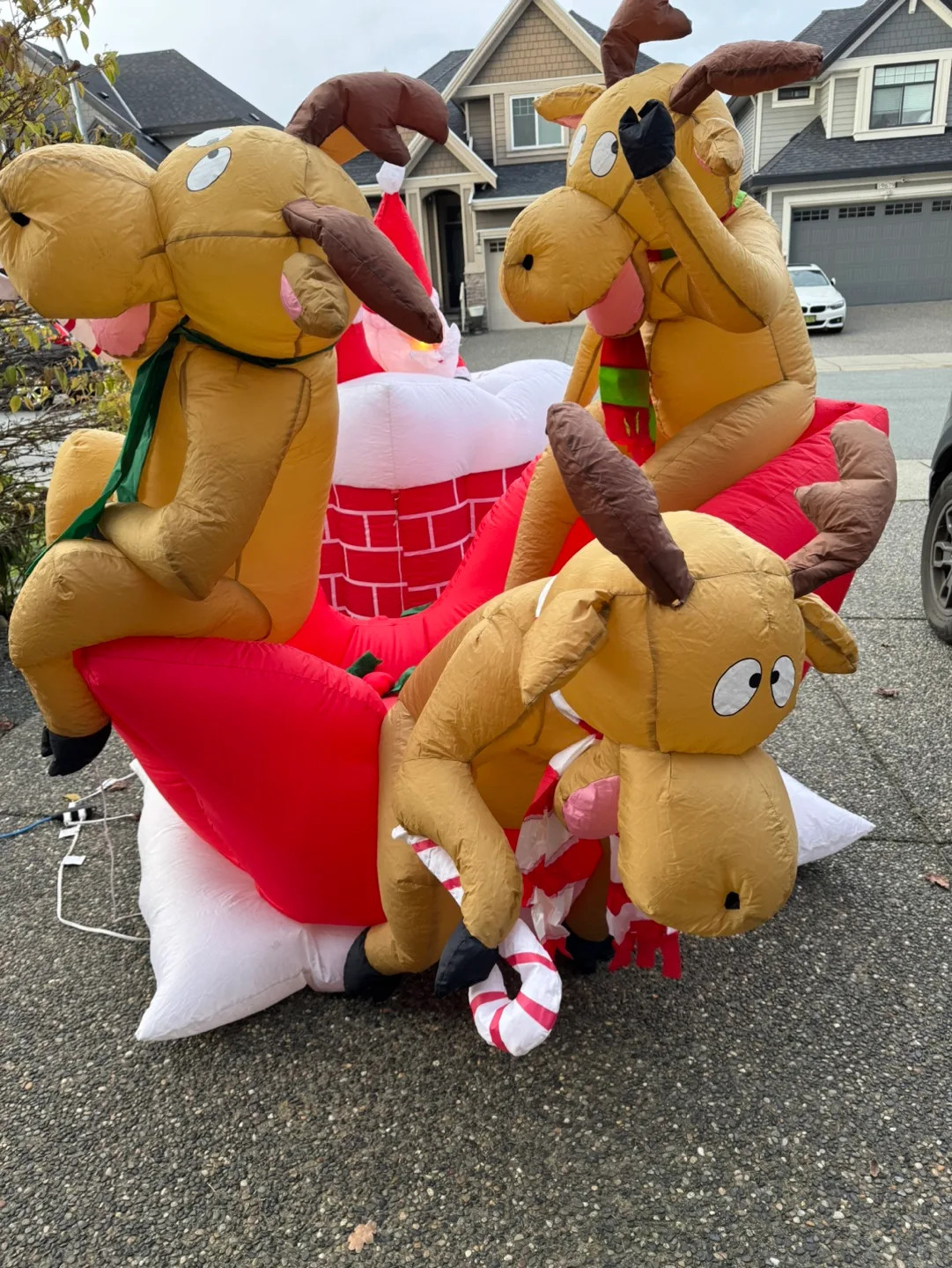 Inflatable Reindeer Christmas Decoration image indicator(2)