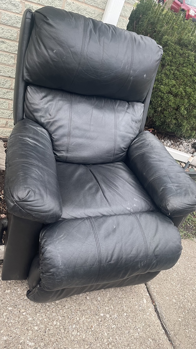 Black Leather Recliner check Mor pictures