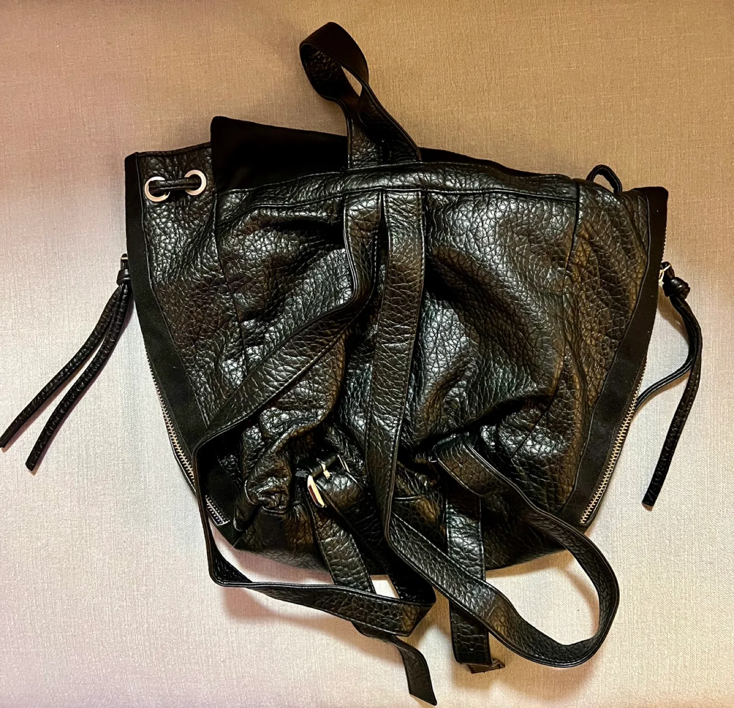 Smart Set Black Backpack image indicator(4)