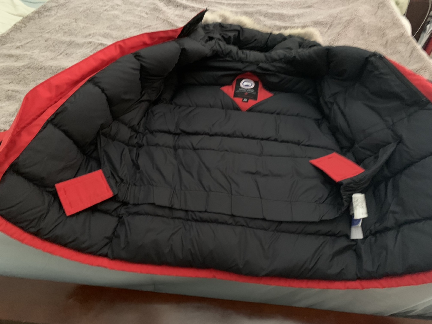 Canada Goose Women's Red Expedition Parka - photo 4