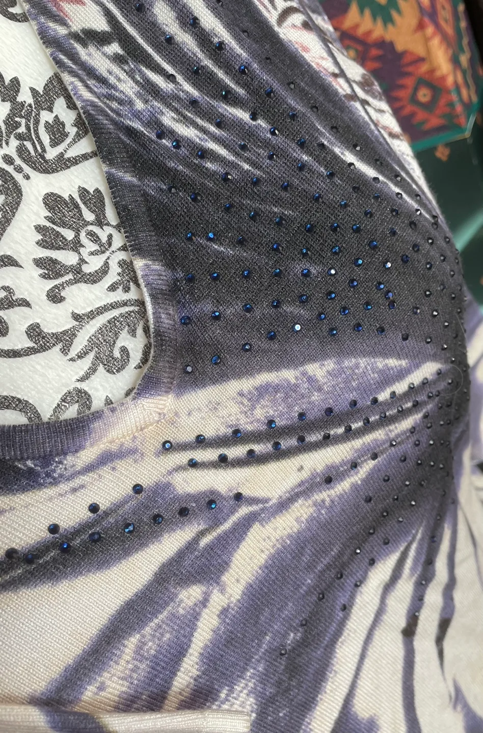 Chagall V-neck Top with Rhinestones image indicator(2)