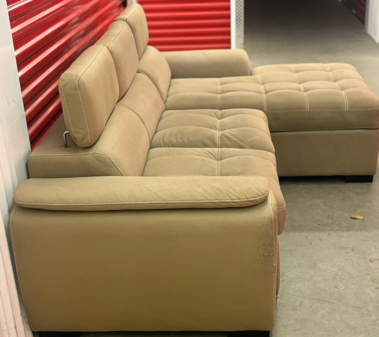 Sectional Sofa with Storage image indicator(6)