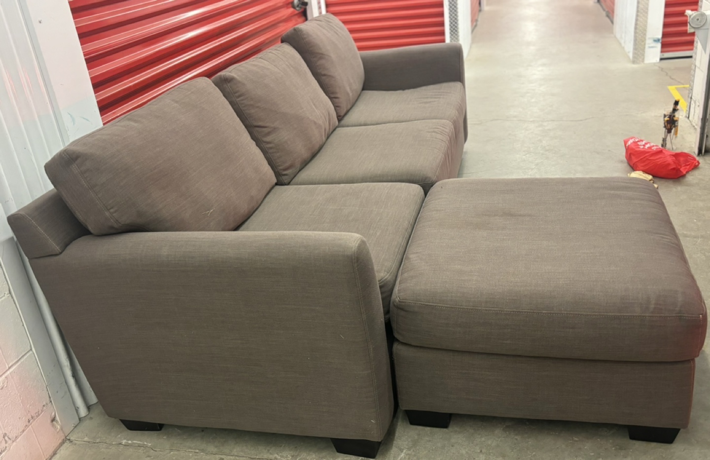 Sectional Sofa with Ottoman