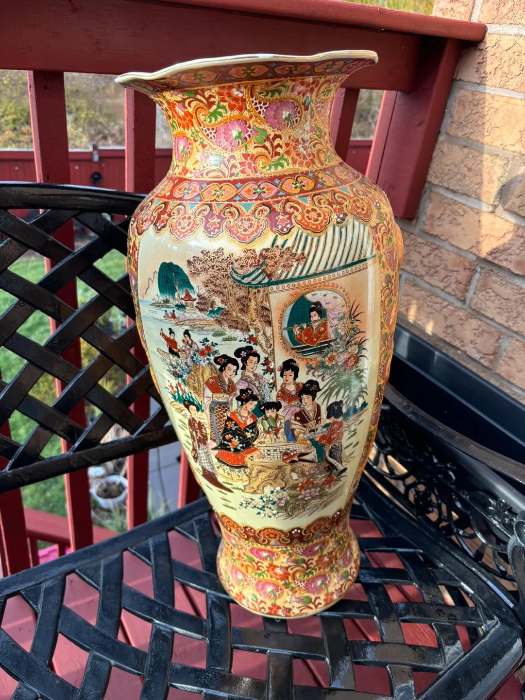 Large Vintage Japanese Porcelain Vase thumbnail