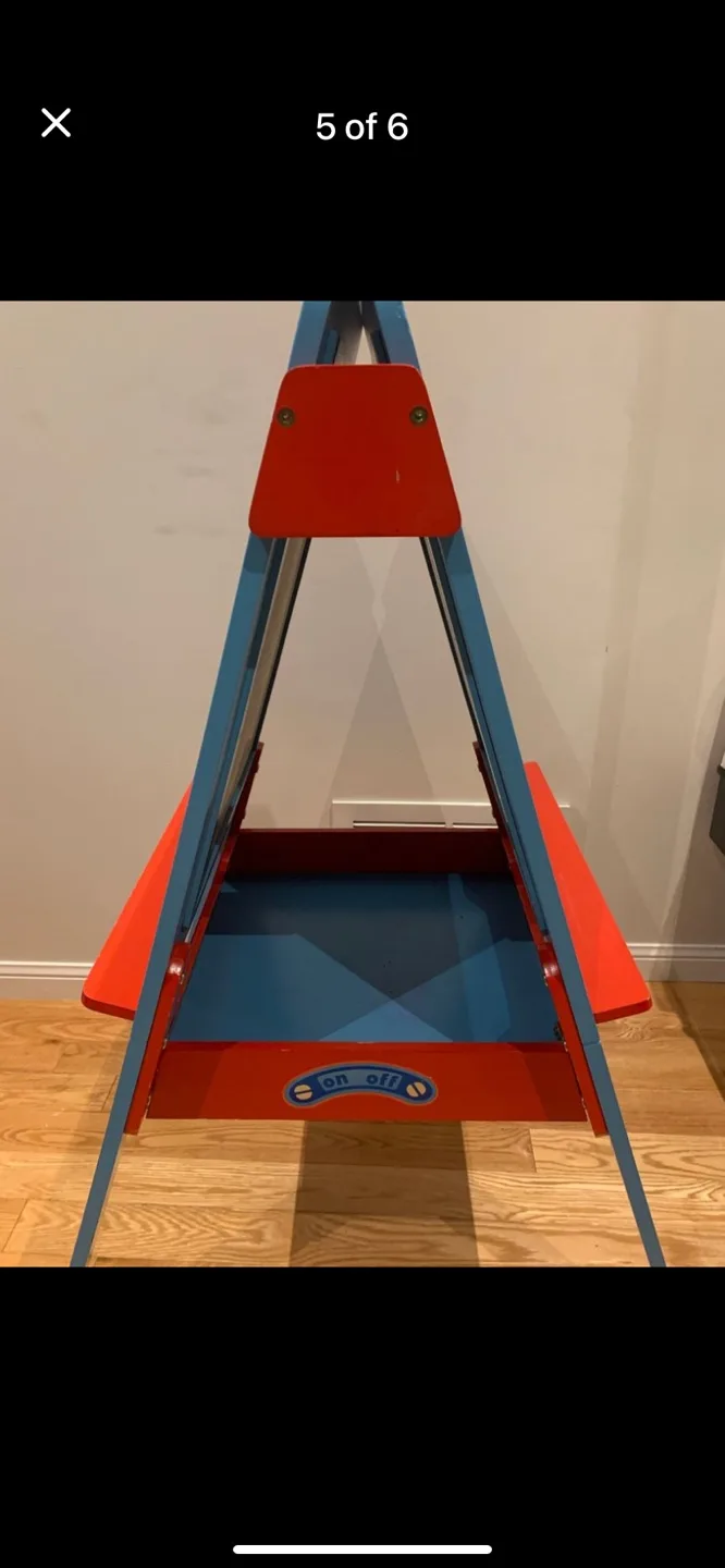 Thomas & Friends Double-Sided Easel image indicator(7)