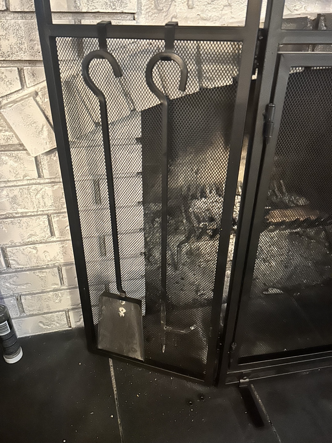 Fireplace Screen and Tool Set - photo 3