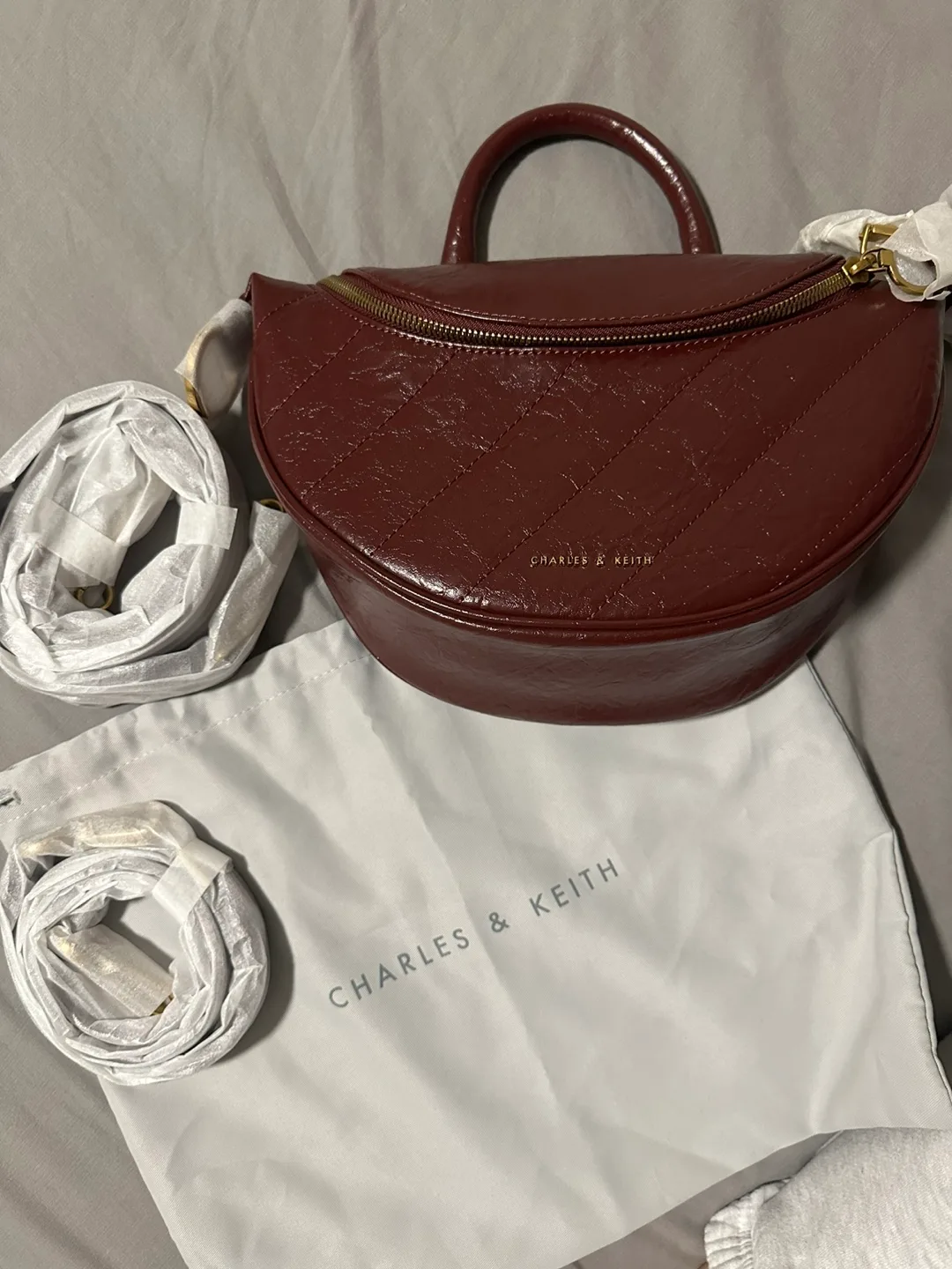 Brand New Charles & Keith Burgundy Bag image indicator(5)