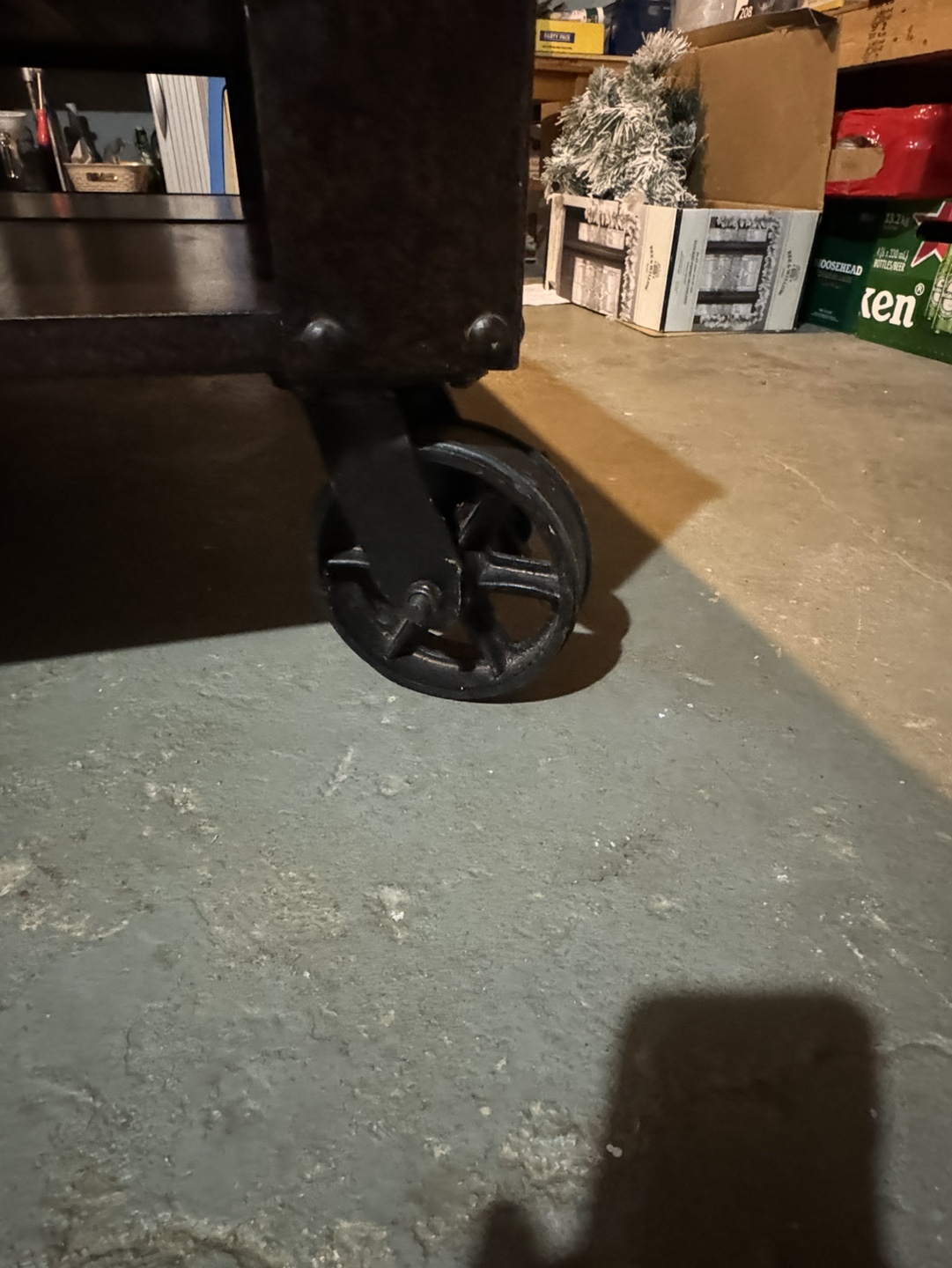 Coffee Table on Wheels - photo 3