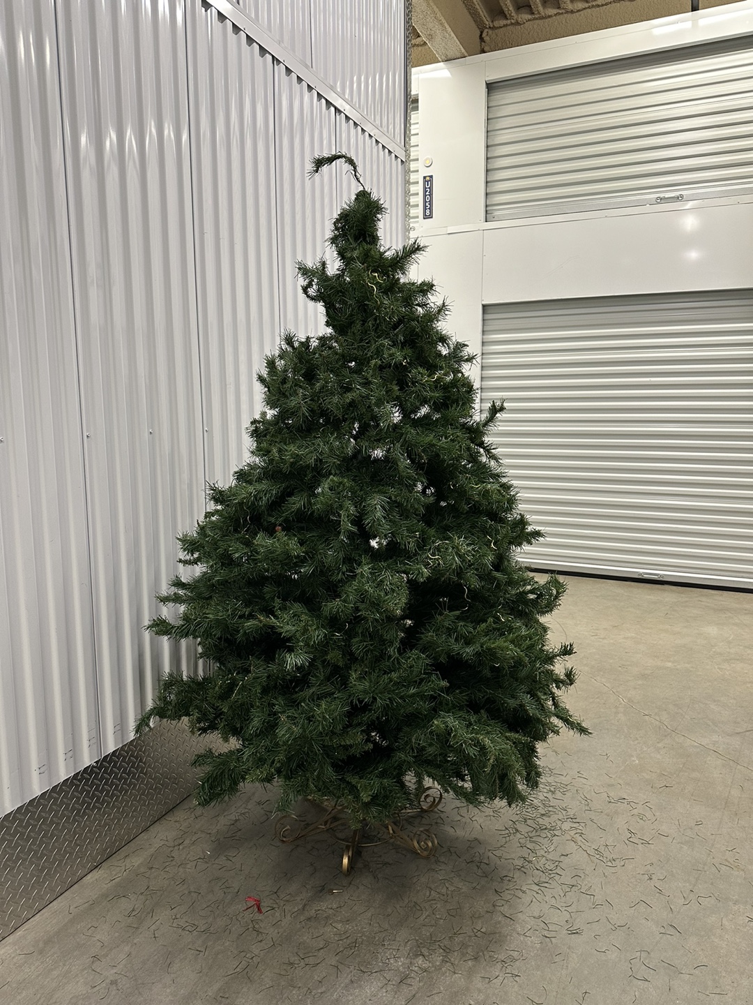 Christmas Tree w Rolling Storage Bag & Gold Stand - photo 3