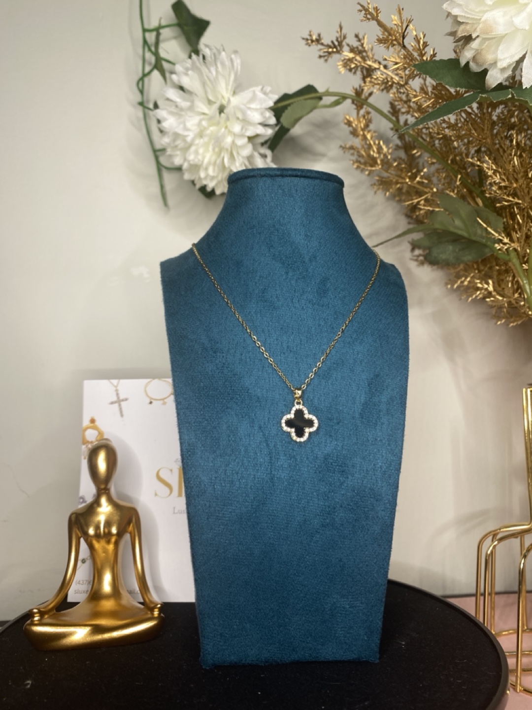 Gold Four-Leaf Clover Necklace - photo 2
