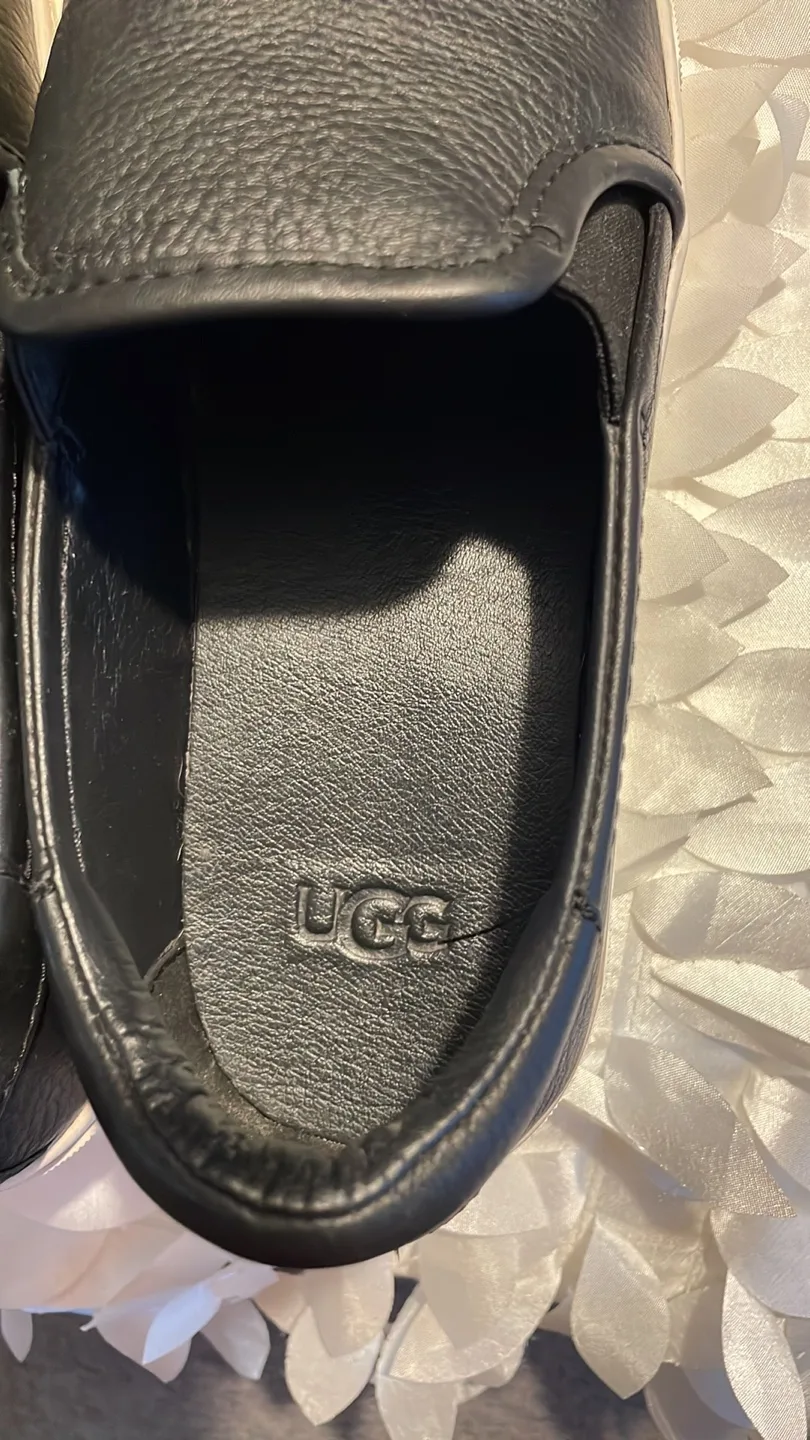 UGG Black Leather Slip On Sneakers image indicator(4)