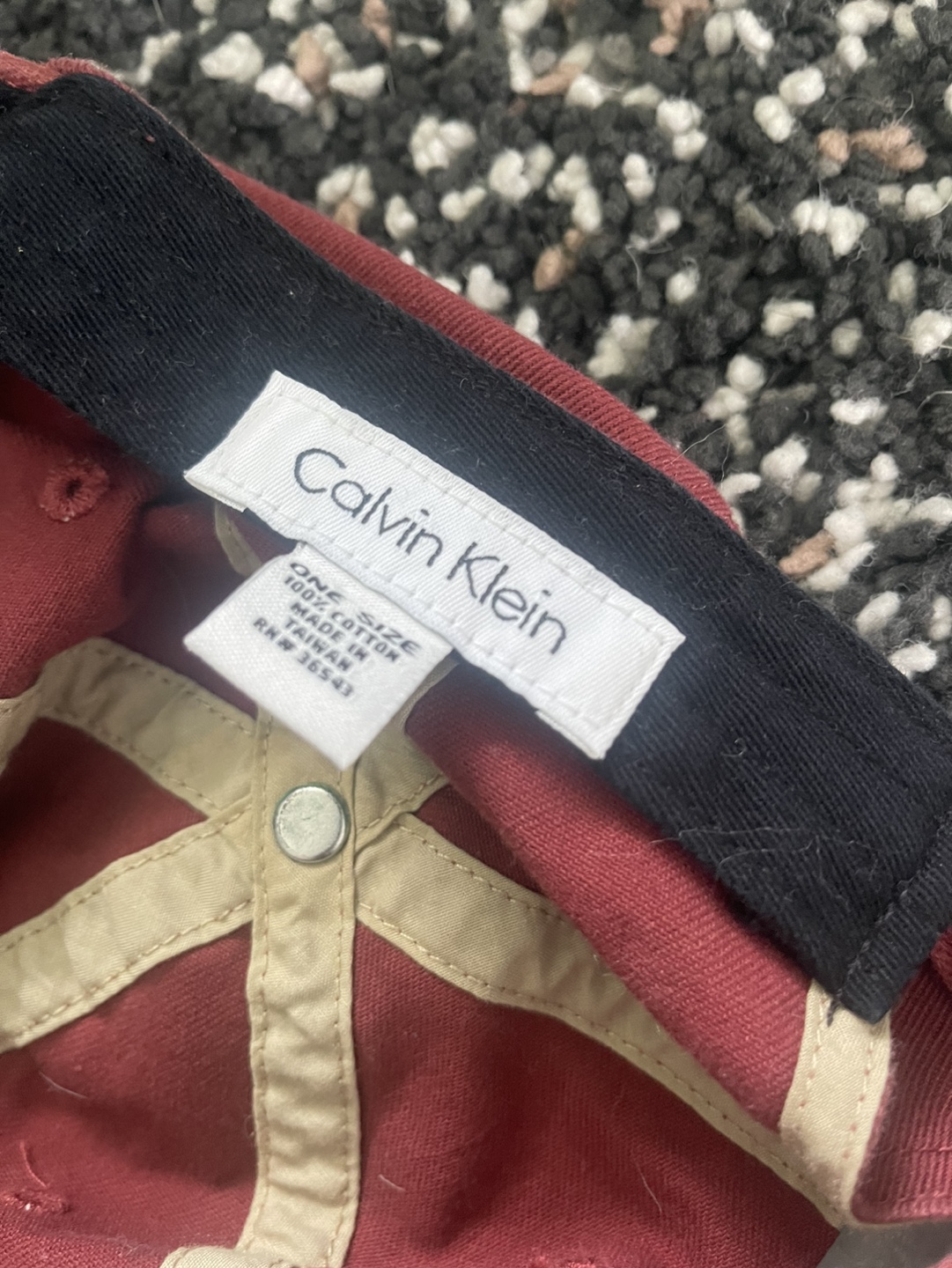 Calvin Klein Red Baseball Cap - photo 2