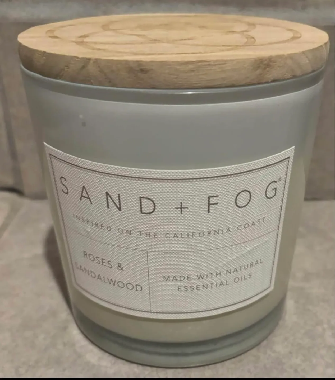 Sand + Fog Candles Roses & Sandalwood image indicator(4)