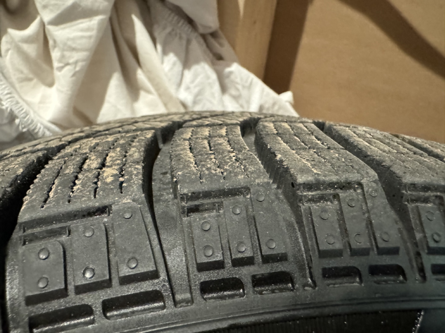 215/55R18 Winter Tire - 4 - Pirelli ice - photo 3