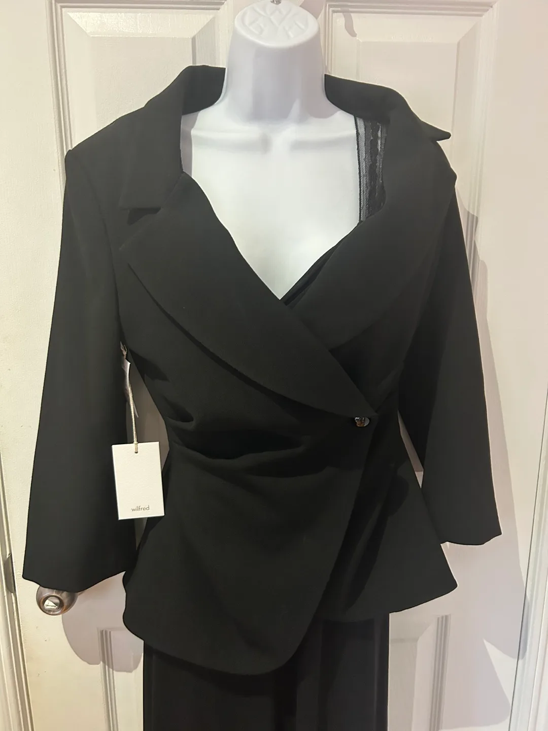 NWT BCBG Max Mara little black dress XS image indicator(9)